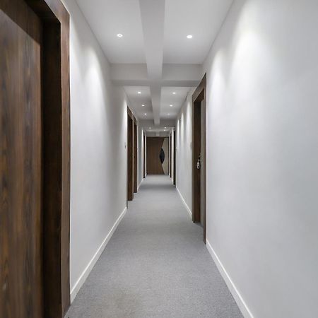 Oyo Hotel Shree Niwas アーメダバード エクステリア 写真